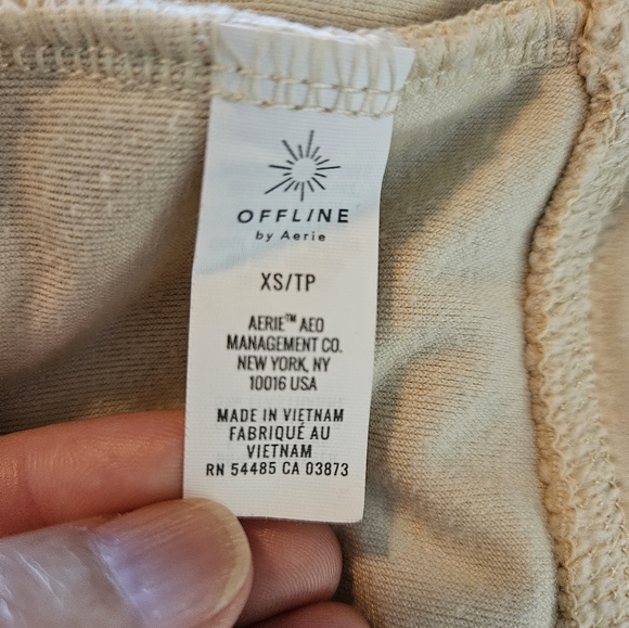 Offline by Aerie Tan Super Soft Velour Velvet Cropped Hoodie Sweater Size XS. - Picture 7 of 9